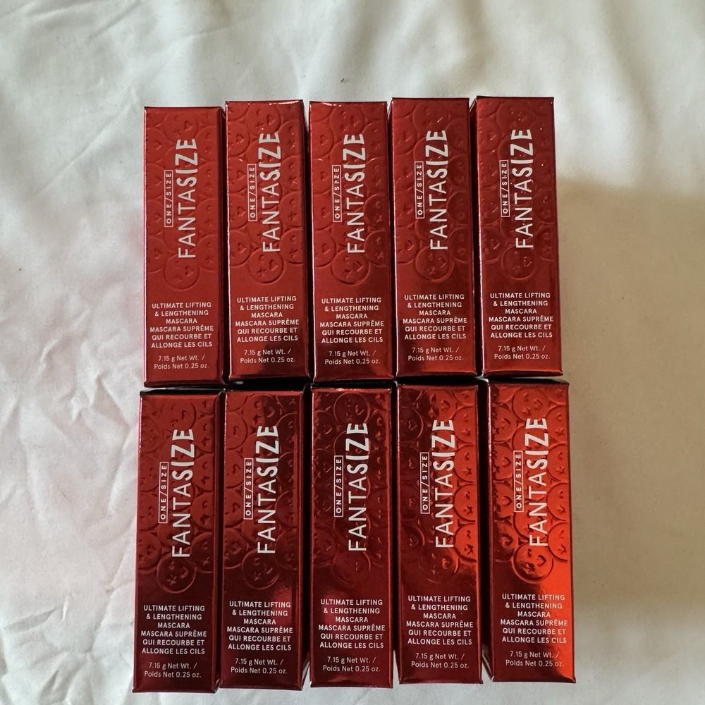ONE/SIZE Fantasize Lifting Lengthening Mascara Black 0.25oz Wholesale Lot of 30 - Picture 2 of 5